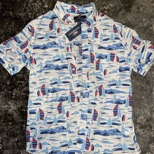 Brand new vineyard vines polo medium